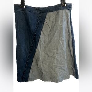 Size L two colored denim look skirt